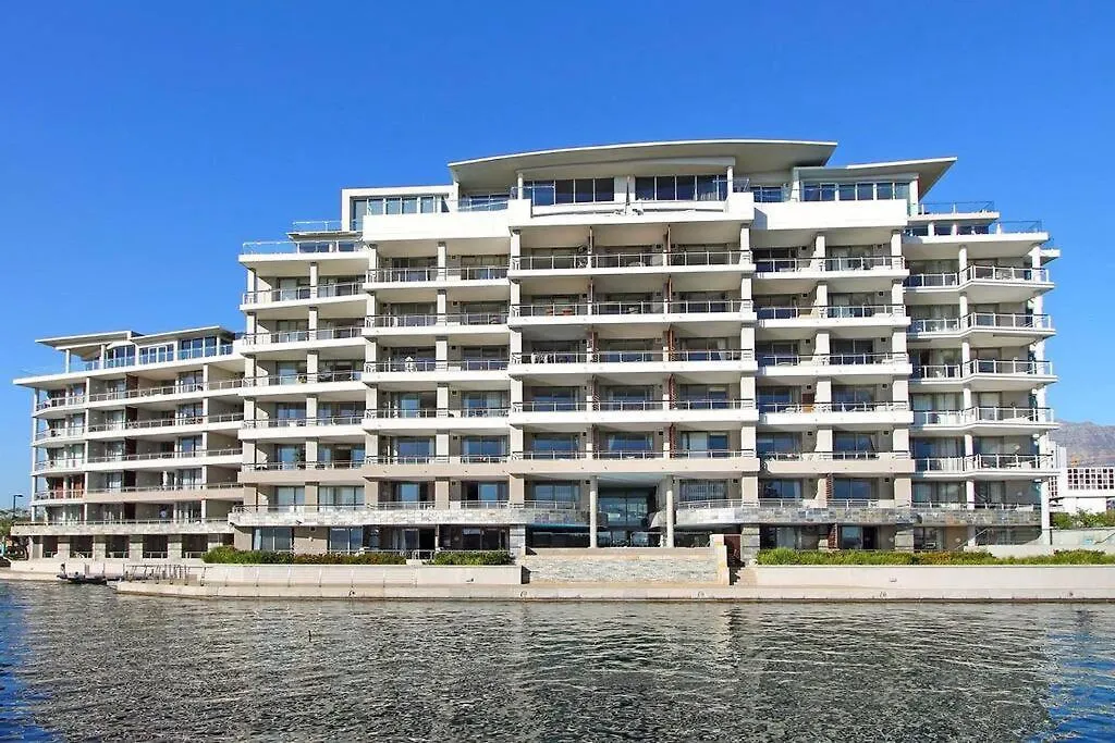 Canal Quays No Load Shedding Two Bedroom Apartment Cape Town 0*,
