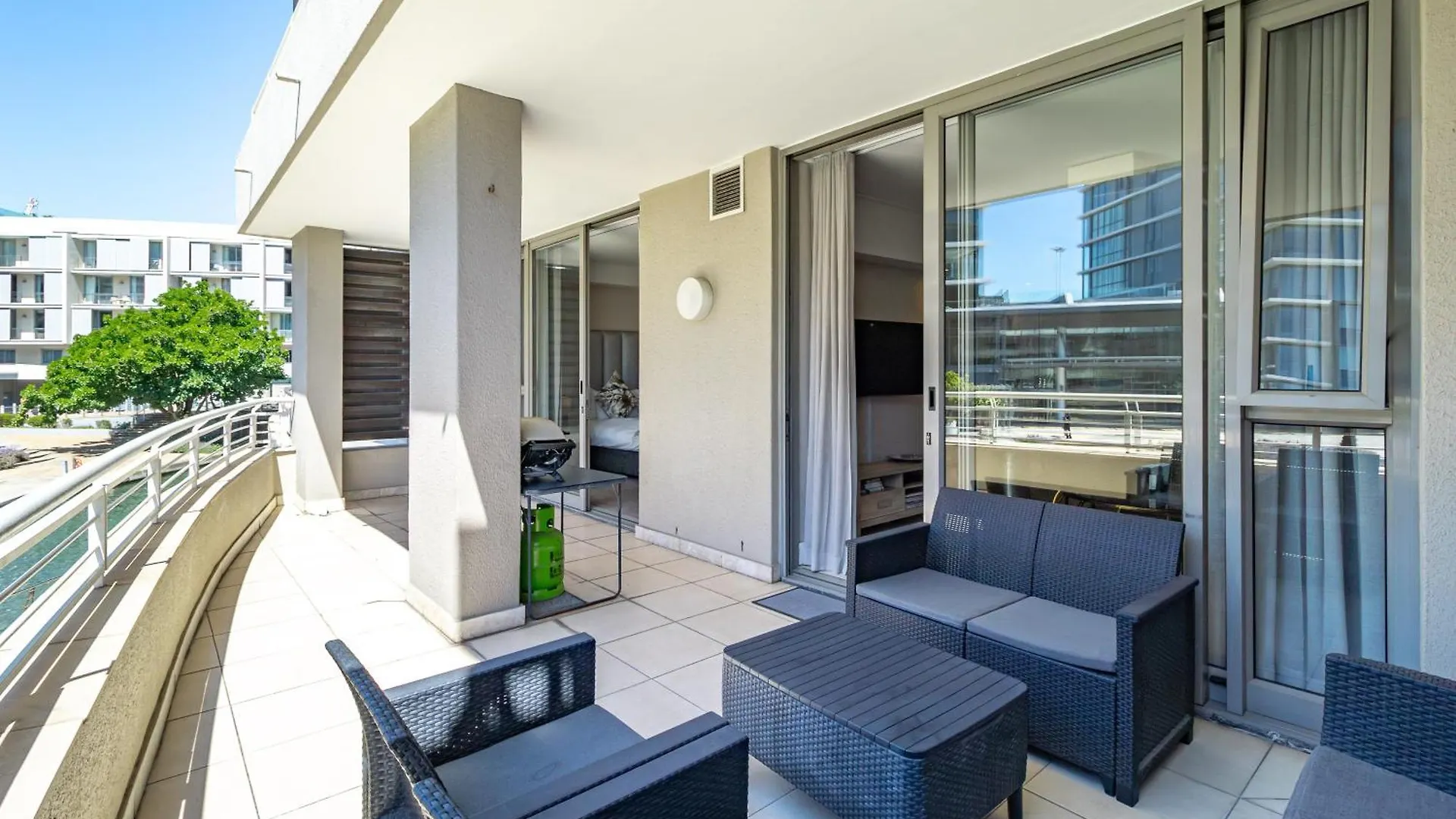 Canal Quays No Load Shedding Two Bedroom Apartment Cape Town 0*,  South Africa