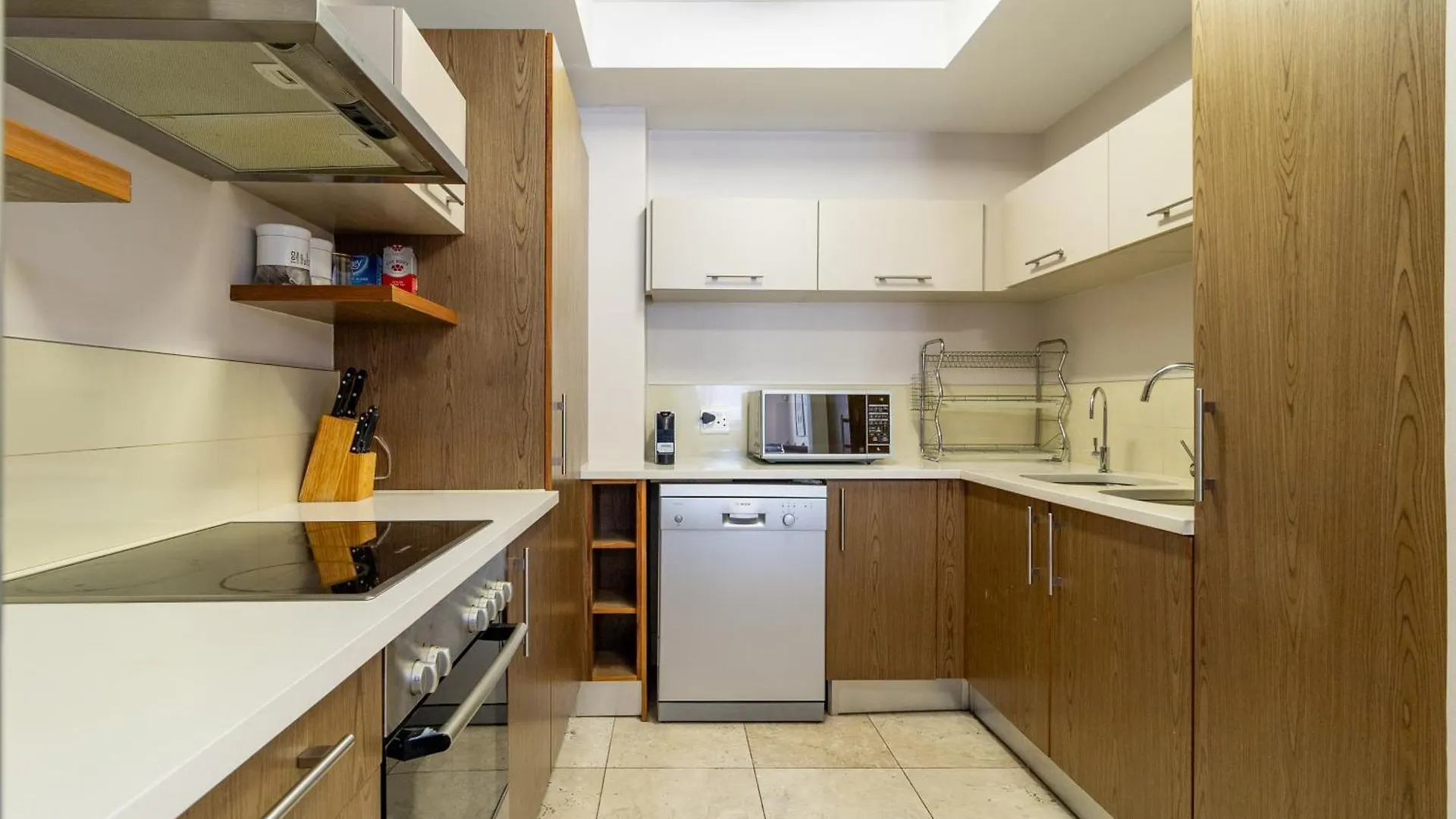 Canal Quays No Load Shedding Two Bedroom Apartment Cape Town 0*,